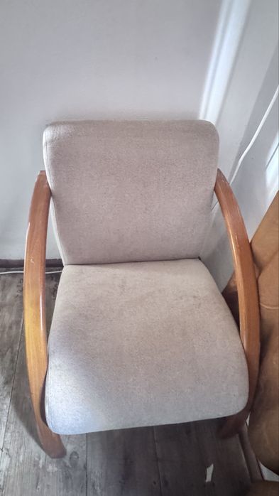 Vendo estes cadeiroes