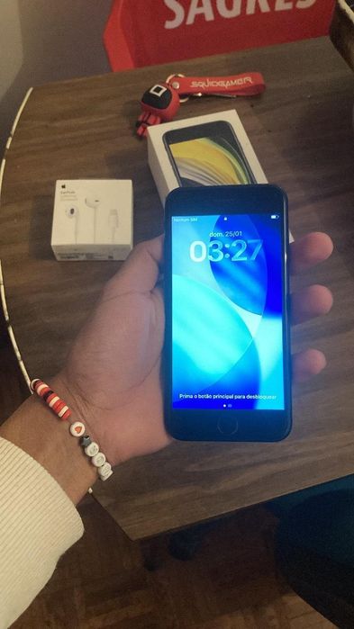 iPhone SE 2020 64GB
