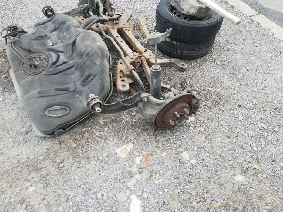 Opel Insygnia 12r. Servo , ABS , hamulec ręczny i inne cześci