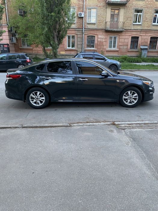 Продам авто Kia optima 2016 2,4 бенз