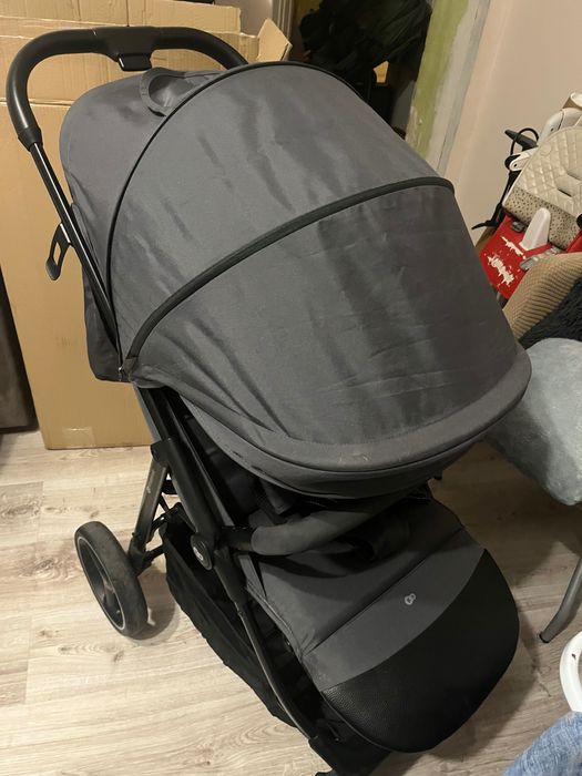 Wózek spacerowy używany miesiąc (gwarancja 10 lat)