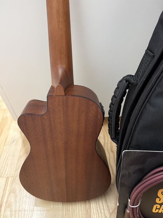 Ukulele Ortega RU5MM-CE + pokrowiec i kabel 3m