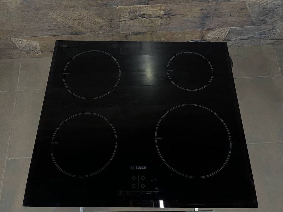 Варильна поверхня/варочная поверхность Bosch PPP6A6B90