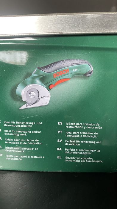 Cortador universal sem fio XEO BOSCH