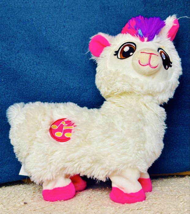 Peluche que dança e emite música