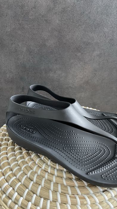 Crocs japonki serena flip czarne W7 37/38