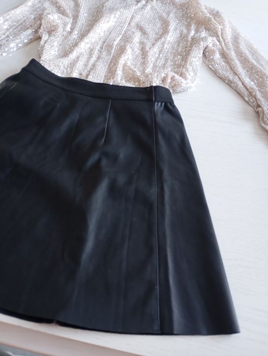 Spódnica ala skórzana Vila 34/36 czarna elegancka