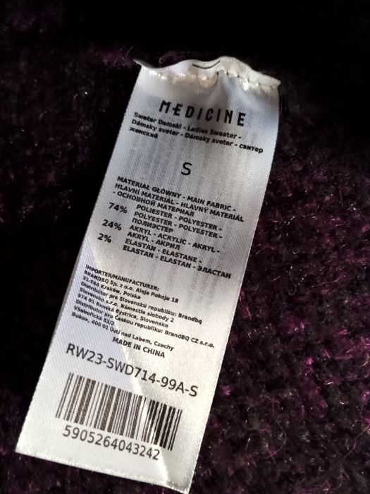 Praktycznie nowy sweterek Medicine