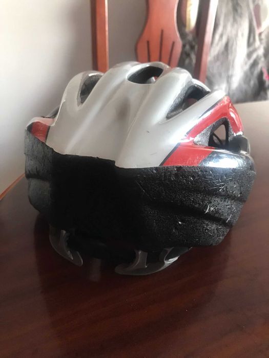 Capacete GIRO para ciclismo