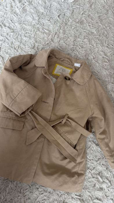 Zara тренч , розміо 86