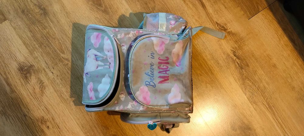 Lekki tornister z jednorożcami