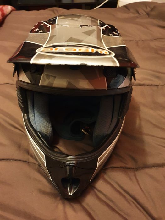 Capacete Arashi M 58motocross enduro e botas usadas 42