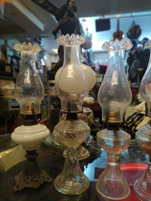 Lote 16 Candeeiros antigos a petróleo e de ficha - vintage