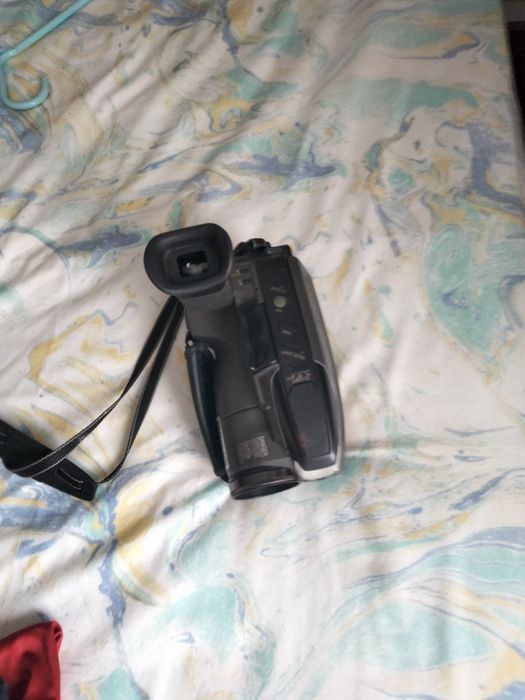 Vendo câmera de Filmar peças urgência