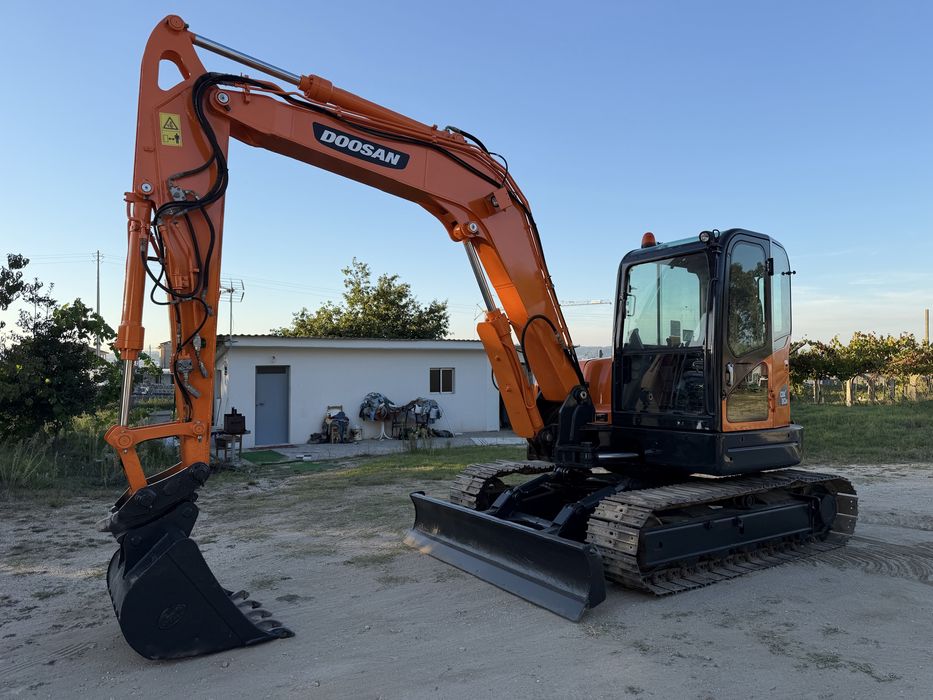 Giratoria Doosan DX80 R