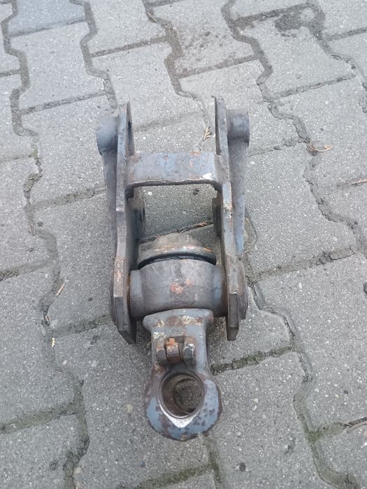 Zaczep Ursus C-360