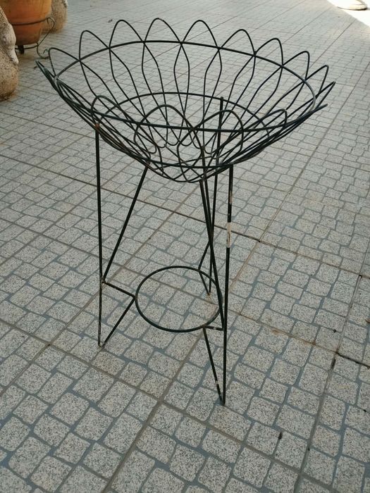 Vendo suporte para vaso