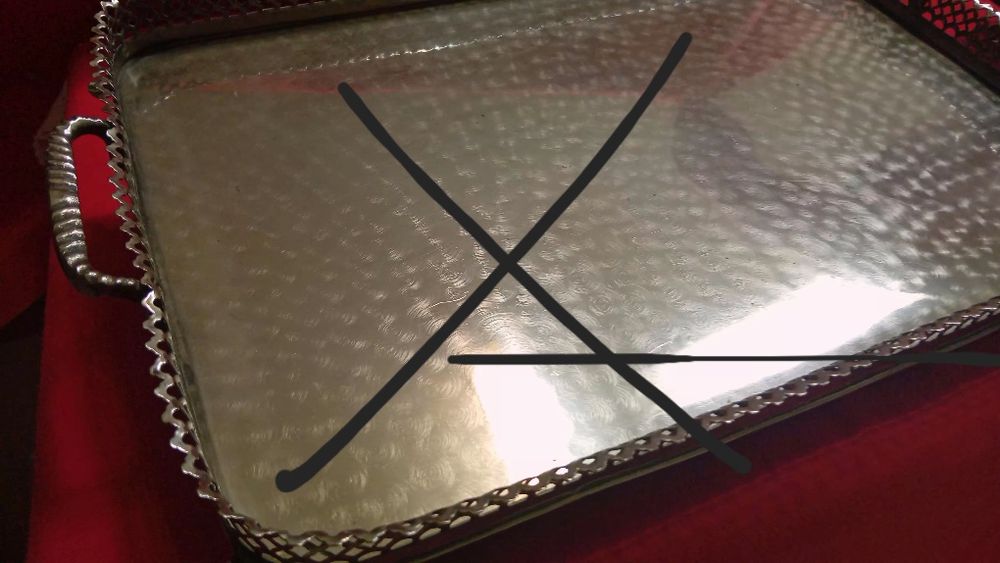 Conjunto de tabuleiro e bules em casquinha