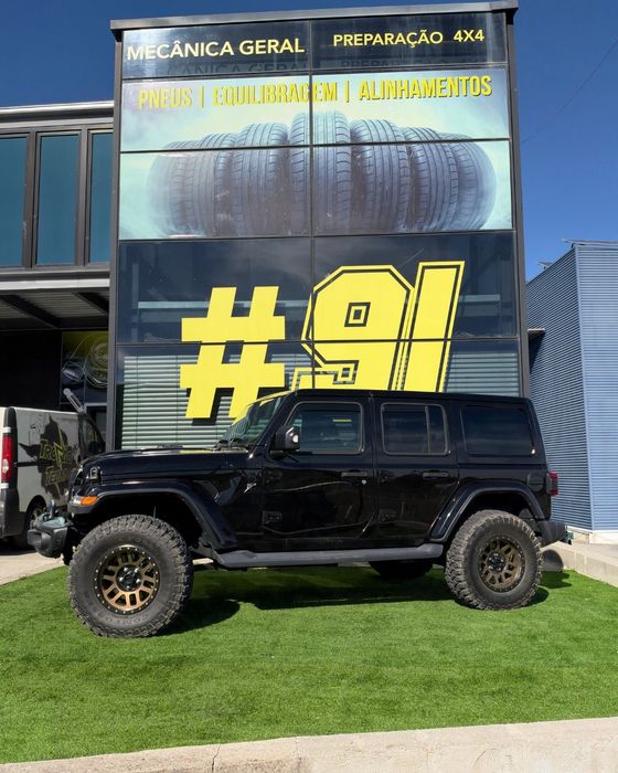 Jeep Wrangler JL