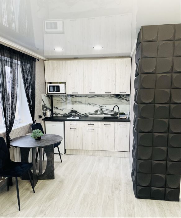 3-х кімнатна квартира подобово Соборності 42