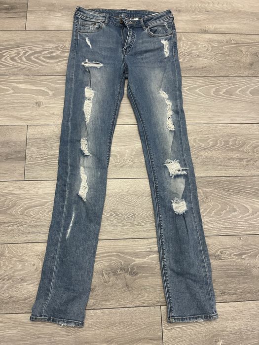 Джинси жіночі H&M &DENIM сліми з потертостями, розмір W29/L34. Склад тканини: 94% бавовна, 5% поліестер, 1% еластан