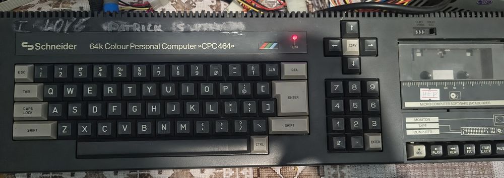 Ретро комп'ютер Amstrad CPC 464