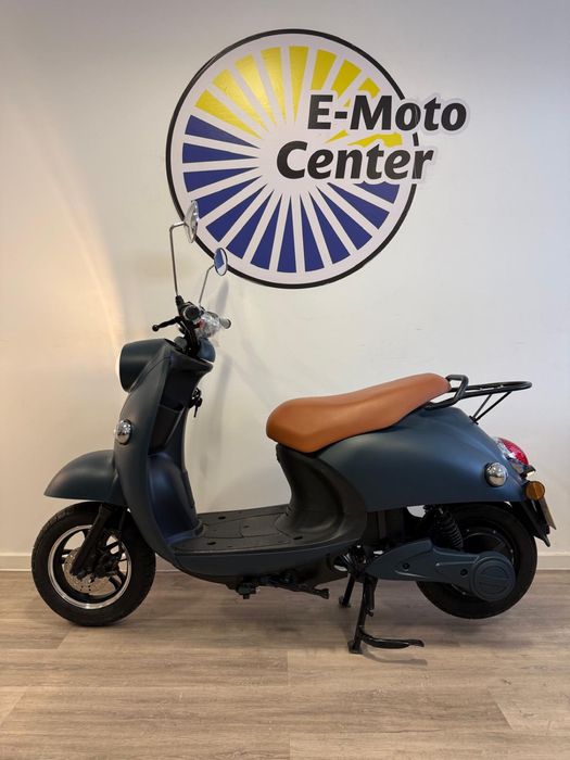 Scooter Electrica UNU - Fabrico Alemão | Bateria 40AH Removível | 80Km Autonomia