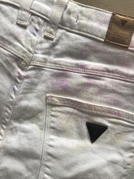 Guess Los Angeles roz. 24 damskie szorty dżinsowe