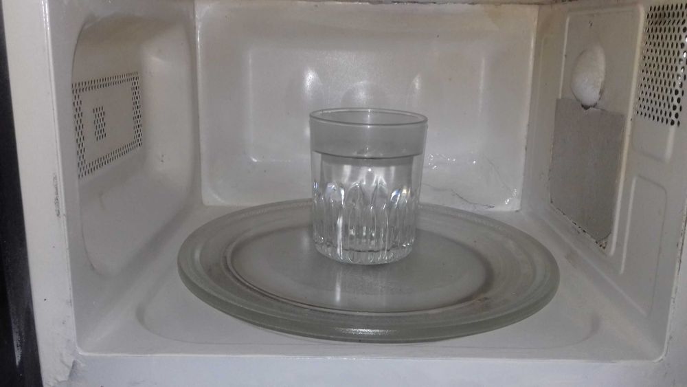 vendo microondas crown a trabalhar