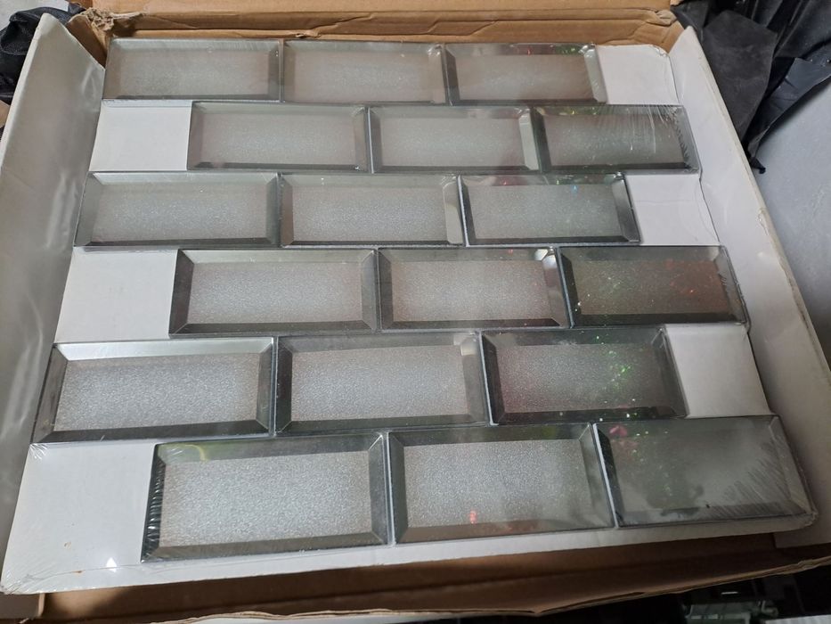 Плитка декокаривна