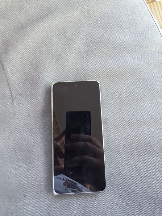 One plus open  novo mas com um lcd da abertura estregado