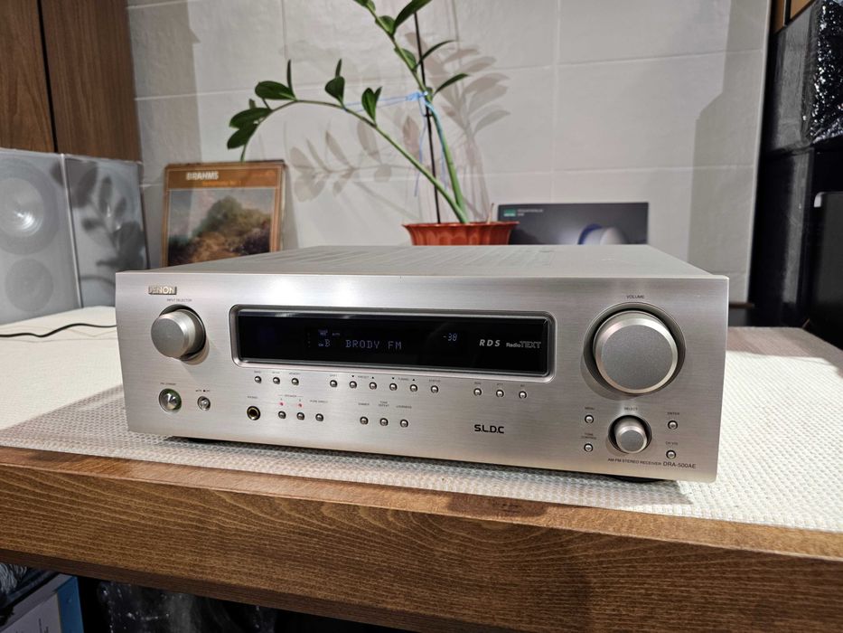 Стерео ресивер Denon DRA-500AE AM/FM Stereo Receiver