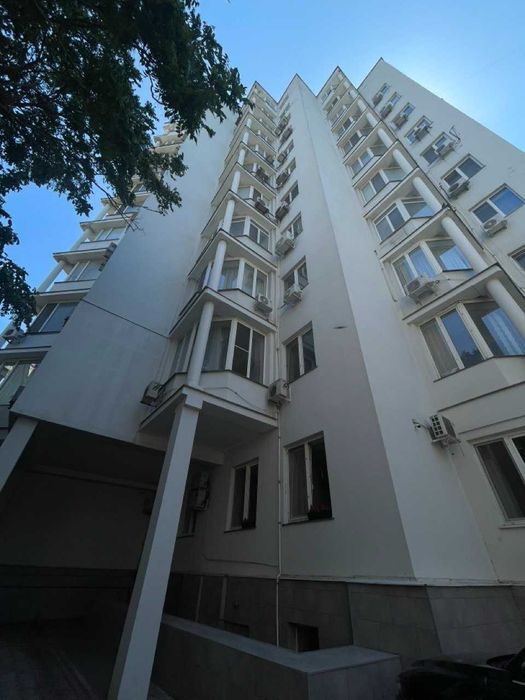 В продаже квартира 122 кв.м на Французском б-ре, морская сторона