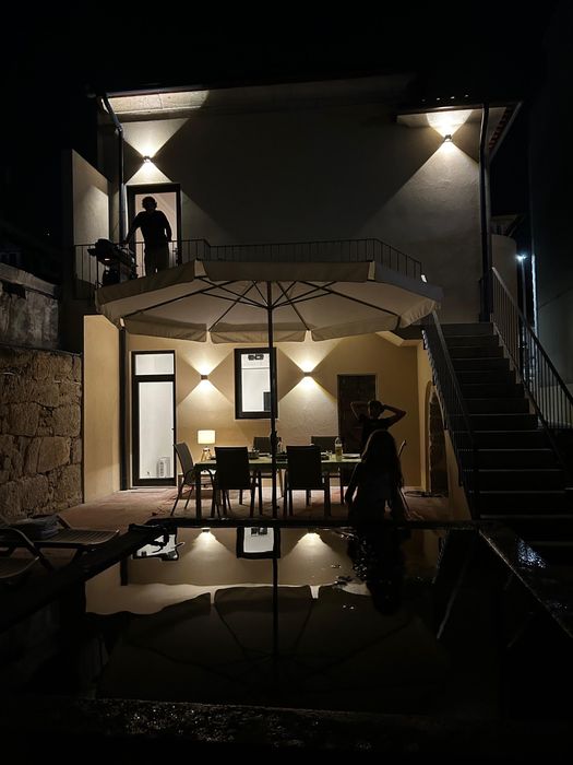 Villa / Mansão T3 ou T6 + Studio + 2 lojas