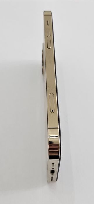 Iphone 12 Pro Dourado