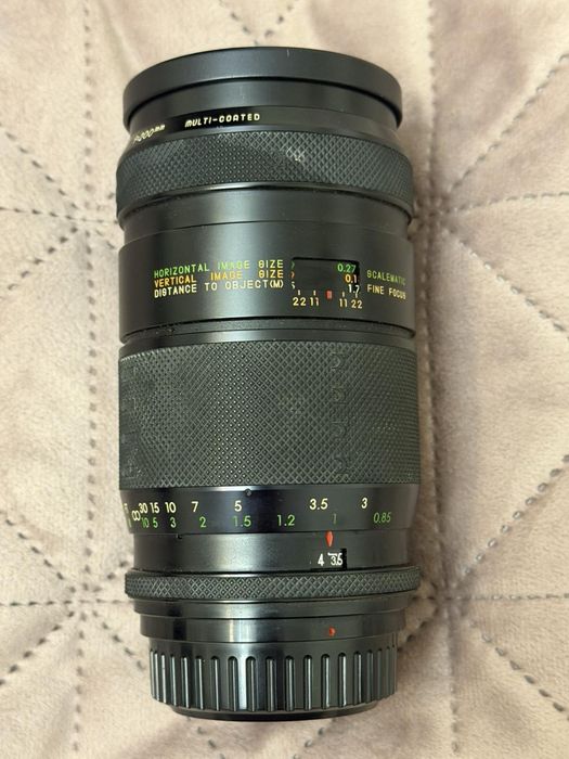 Sigma обяктив 1:35 f-200 mm