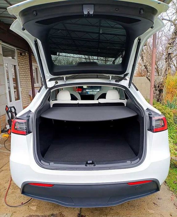 Tesla Model Y 2023 Dual motor Long range