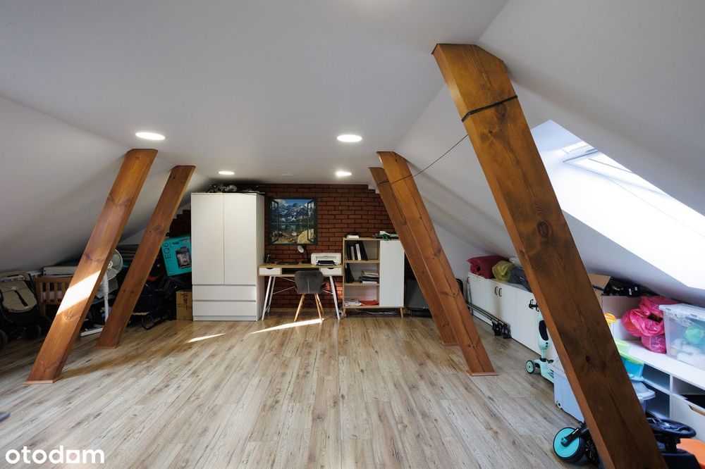 Mieszkanie 3 pokoje + salon ! Poddasze 40 m2