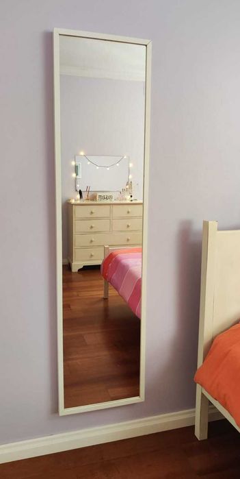 Conjunto de móveis para quarto de meninas