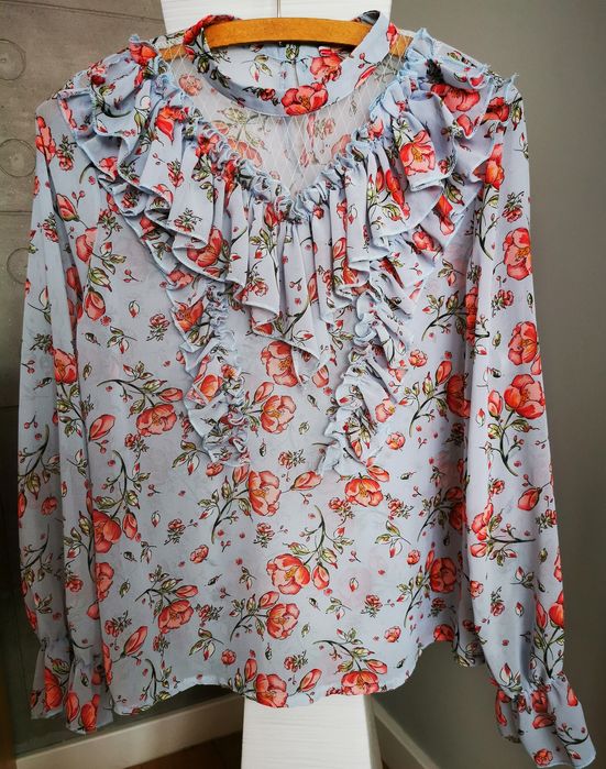 Bluzka z żabotem rozm.Uni