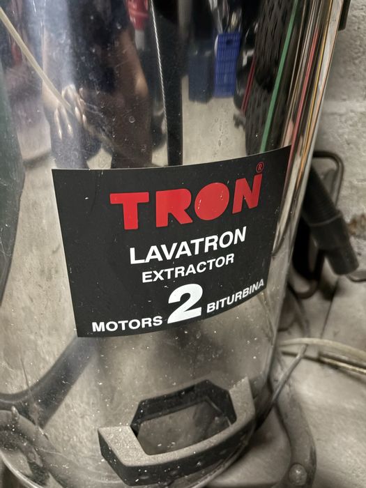 Máquina Profissional Limpeza a detalhe carro / casa Lavatron 70 2600W 2 motores