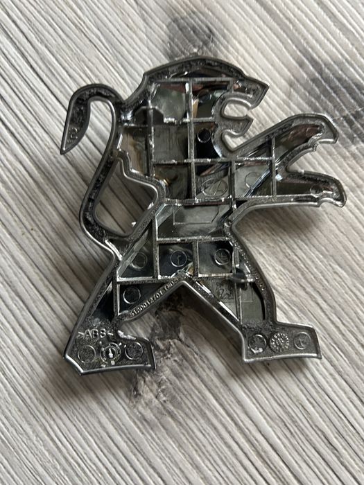 Znaczek emblemat Peugeot z Rcz 2013