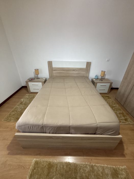 Conjunto de mobilia para quarto