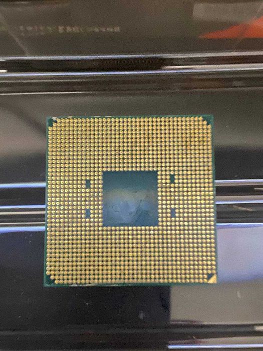 AMD Ryzen 7 5700X3D + MSI MPG B550 GAMING PLUS