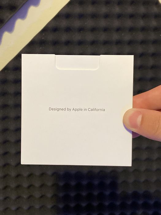 Airpods com menos de 1 ano de utilizaçao