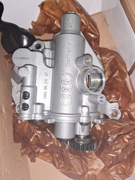 Масляний насос 1.8TSI yeti, golf, octavia, jetta, tiguan, passat