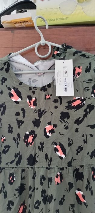 Плаття на девушек и женщин