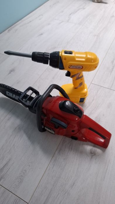 Sprzedam narzędzia zabawki