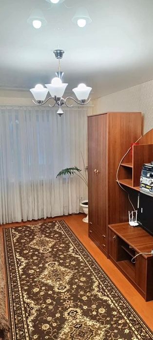 Оренда 1 кімнатної з АО на Дніпробуді