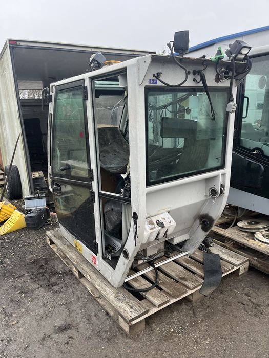 Kabina Sennebogen 355E
